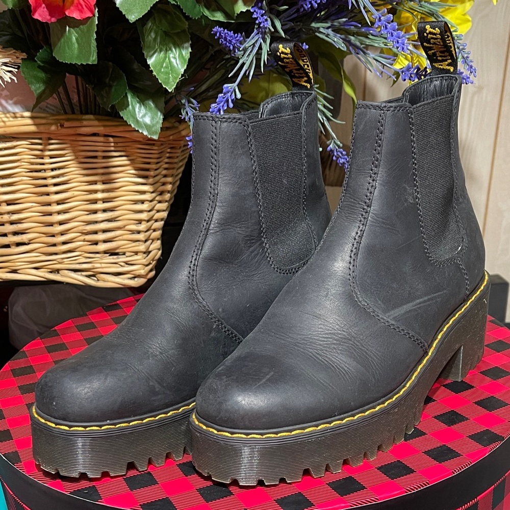 Dr. Marten Rometty Wyoming Leather Platform Chelsea Boots